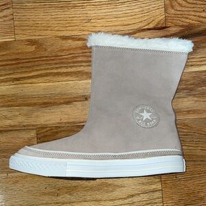 NEW RARE FIND Vintage CONVERSE Fur Lined Beverly ankle boots sz 10